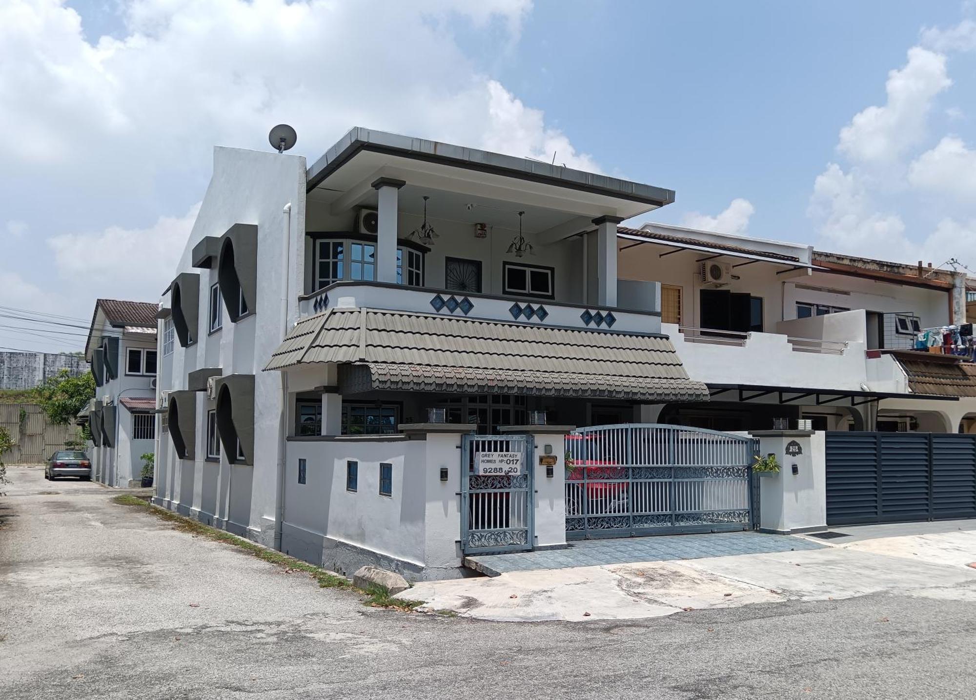 Grey Fantasy Homes#Sunway Water Theme Park Ипох Екстериор снимка
