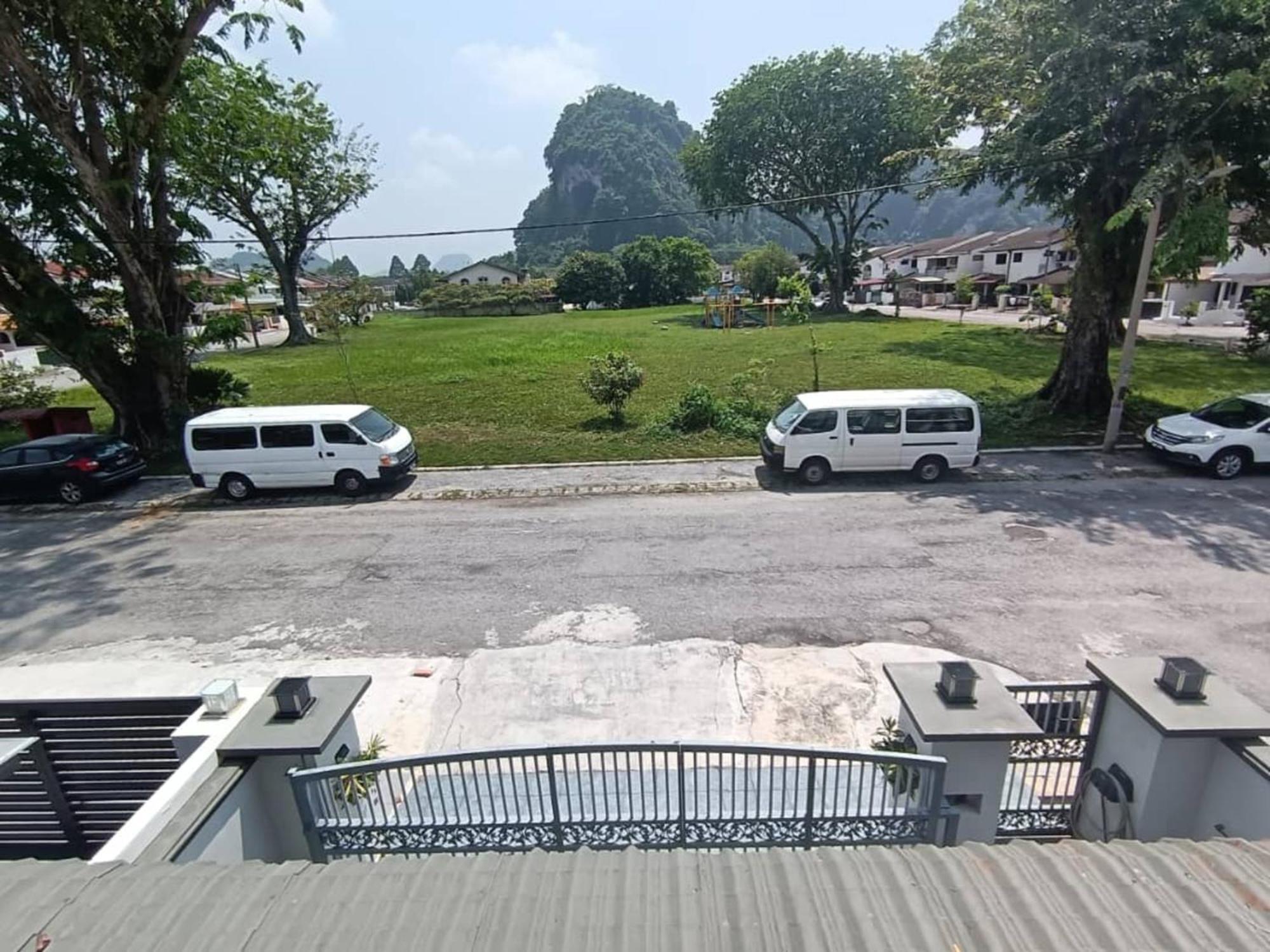 Grey Fantasy Homes#Sunway Water Theme Park Ипох Екстериор снимка